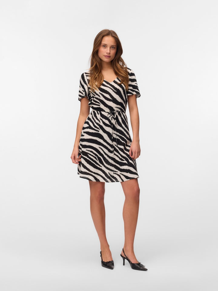 Vmeasy Joy Ss Short Dress Wvn Ga - Ecru Dessin