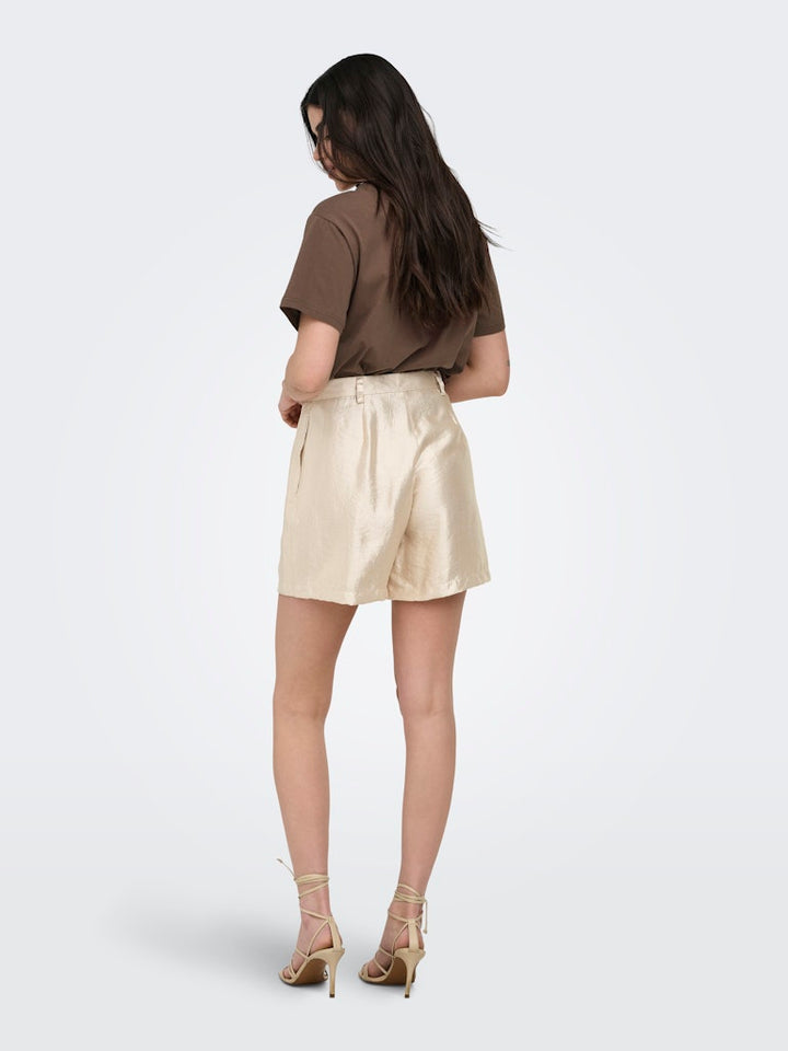 Onlgrace Shorts Cs Otw - Goudkleurig