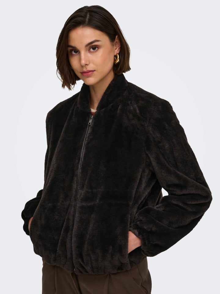 Jdymacy Faux Fur Balloon Jacket Otw Qiq - Bruin