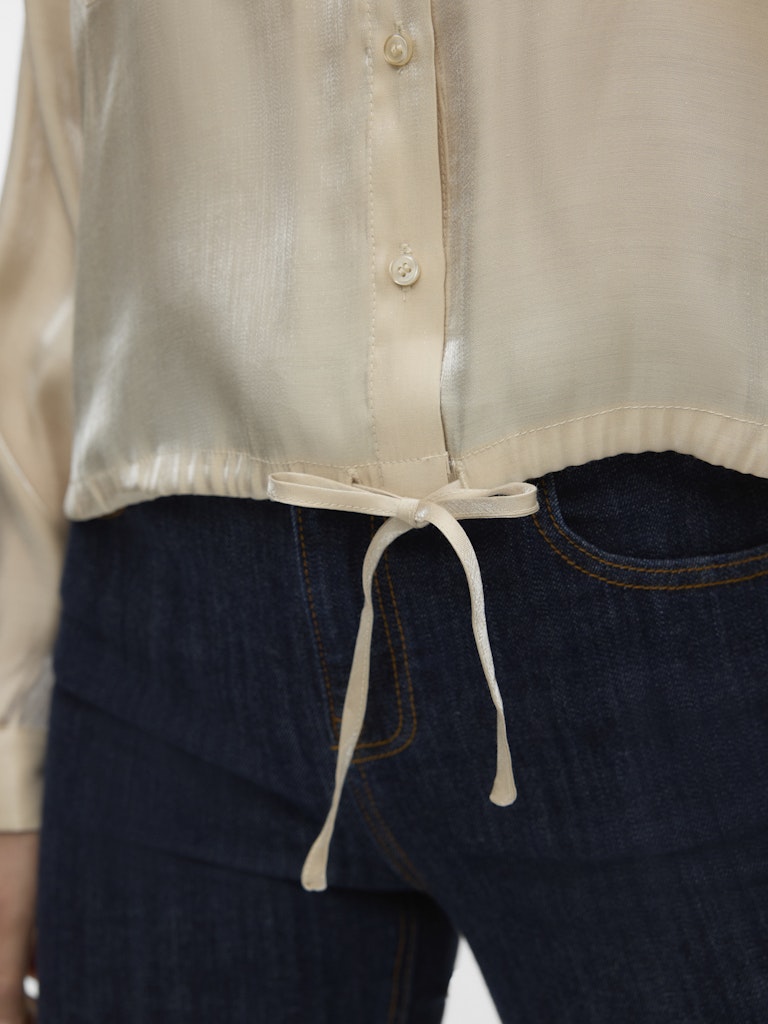 Vmmarys Liva Ls Tie Shirt Wvn Lcs - Zand