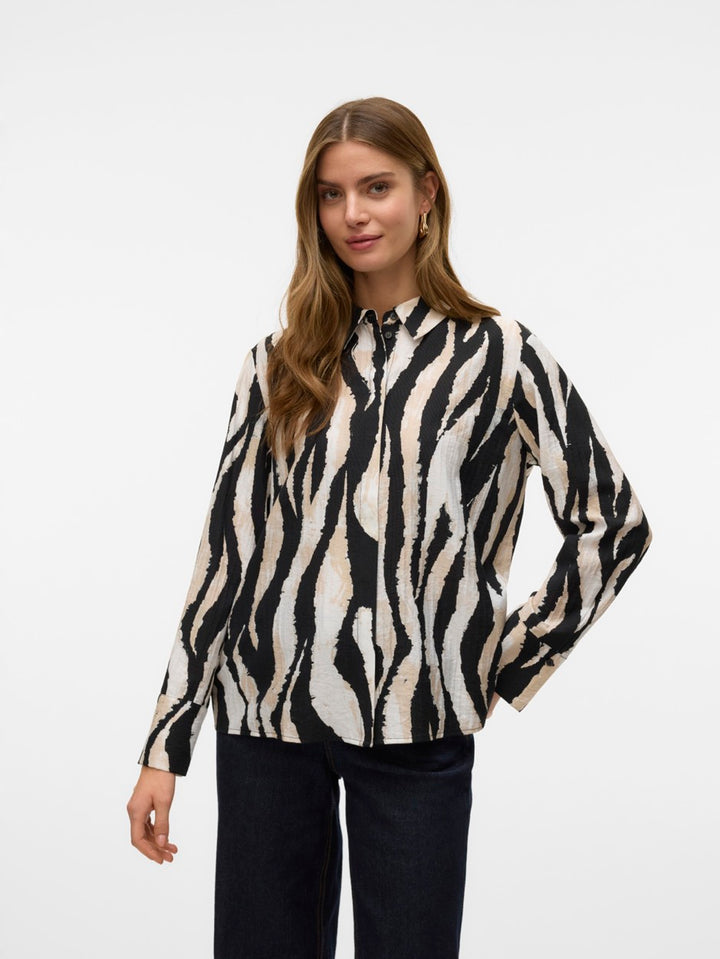 Vmsara Lea Ls Shirt Wvn Ga - Zwart