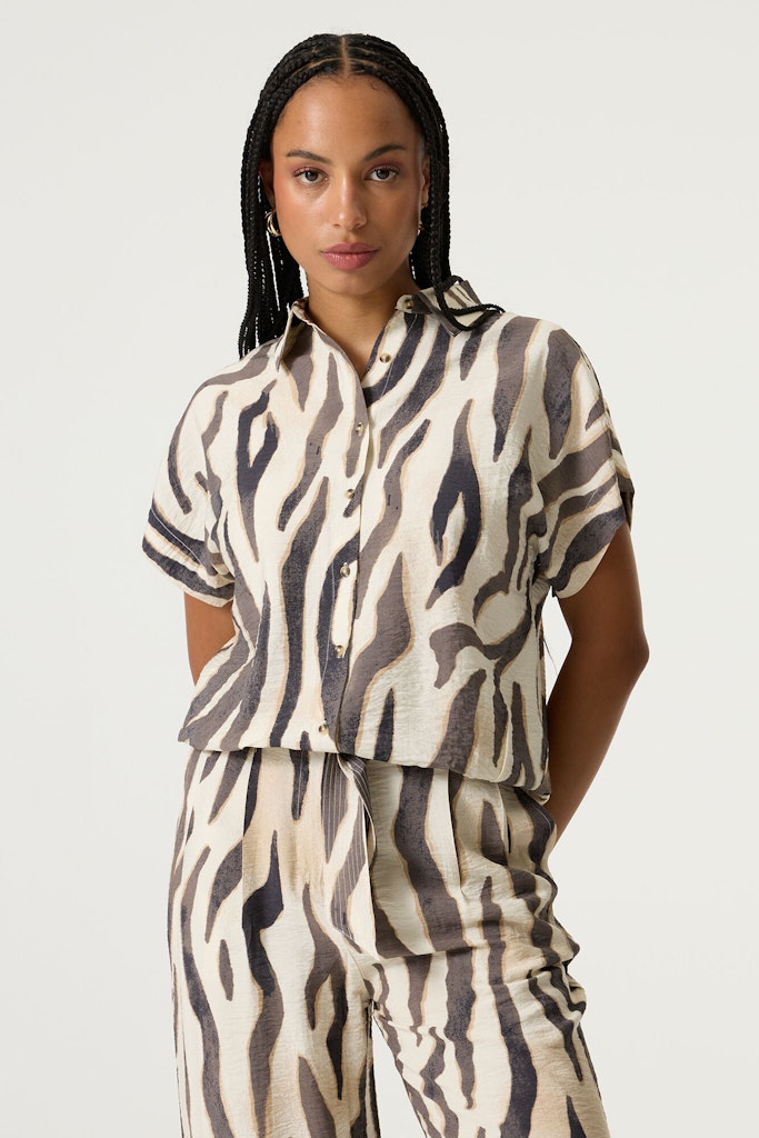 Garcia - Korte mouw blouses - 4319.08.0008 - Ecru Dessin