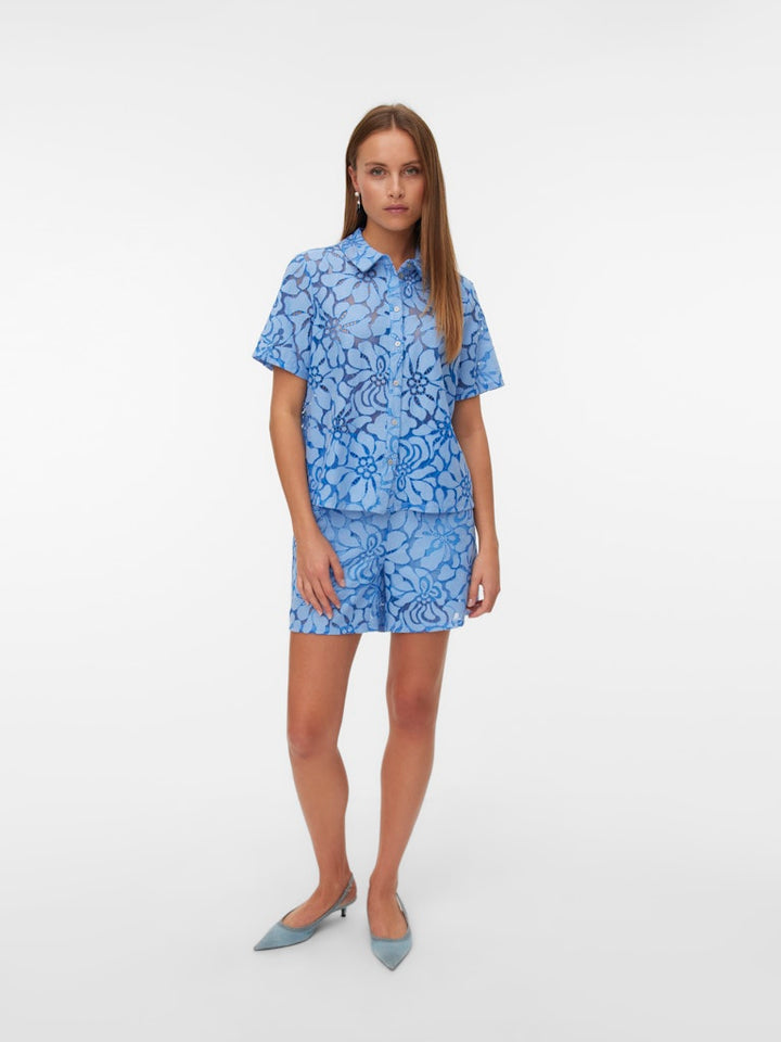 Vmmikka Lace Ss Shirt Wvn Ga - Blauw Dessin