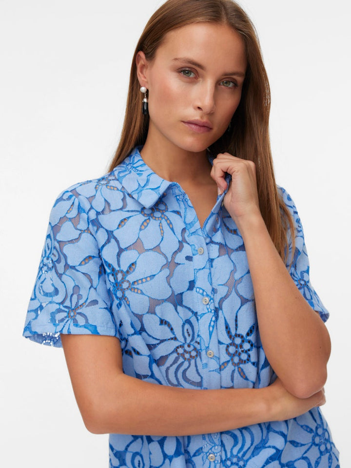 Vmmikka Lace Ss Shirt Wvn Ga - Blauw Dessin