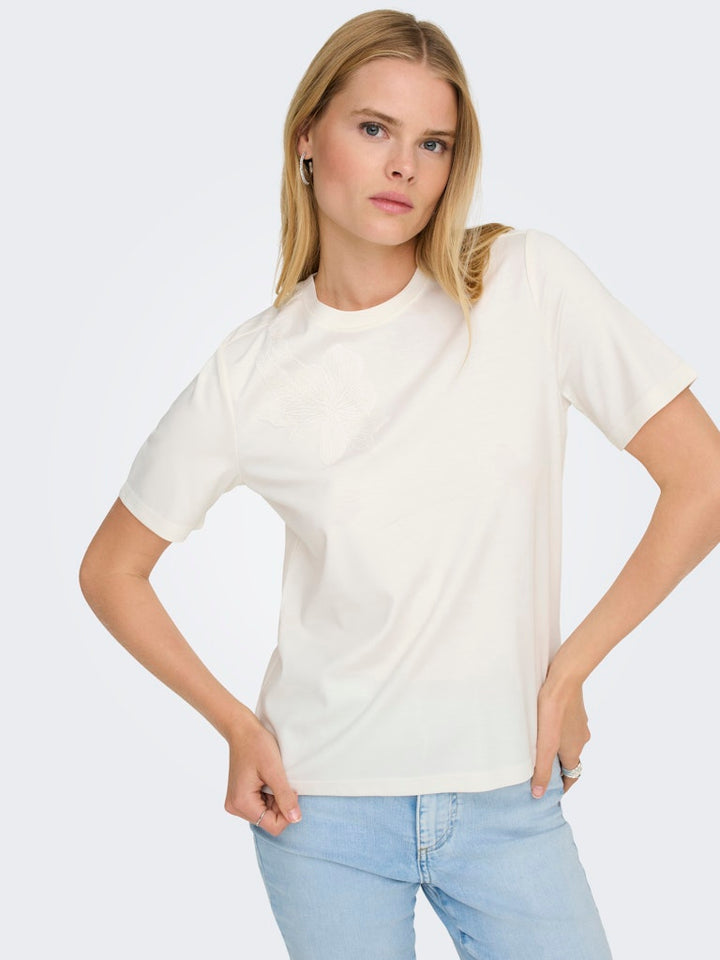 Onlsophia S/s Embroidery T-shirt Box Jrs - Off-white