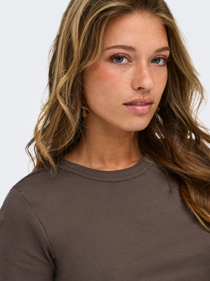 Onlval Ss O-neck Solid - Bruin