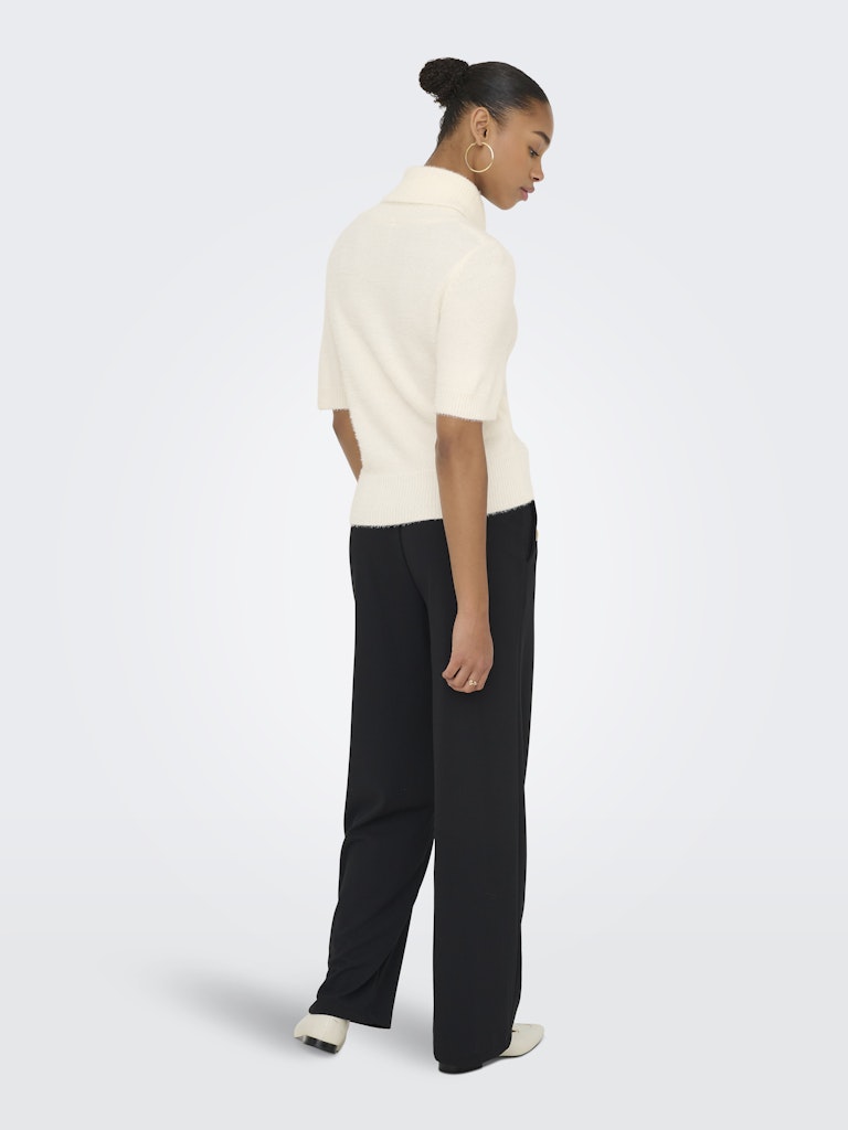 Onlpiumo Ss Highneck Knt - Off-white