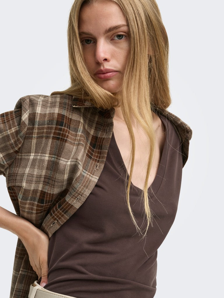 Onlfree S/s Mod.v-neck Top Jrs Noos - Bruin