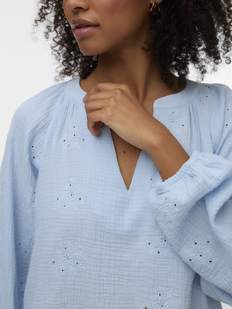 Vmnatali Ls Emb Top Wvn Noos - Lichtblauw