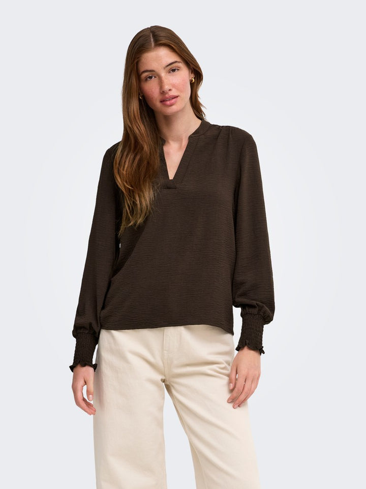 Onlmette V-neck Ls Smock Top Noos Wvn - Bruin