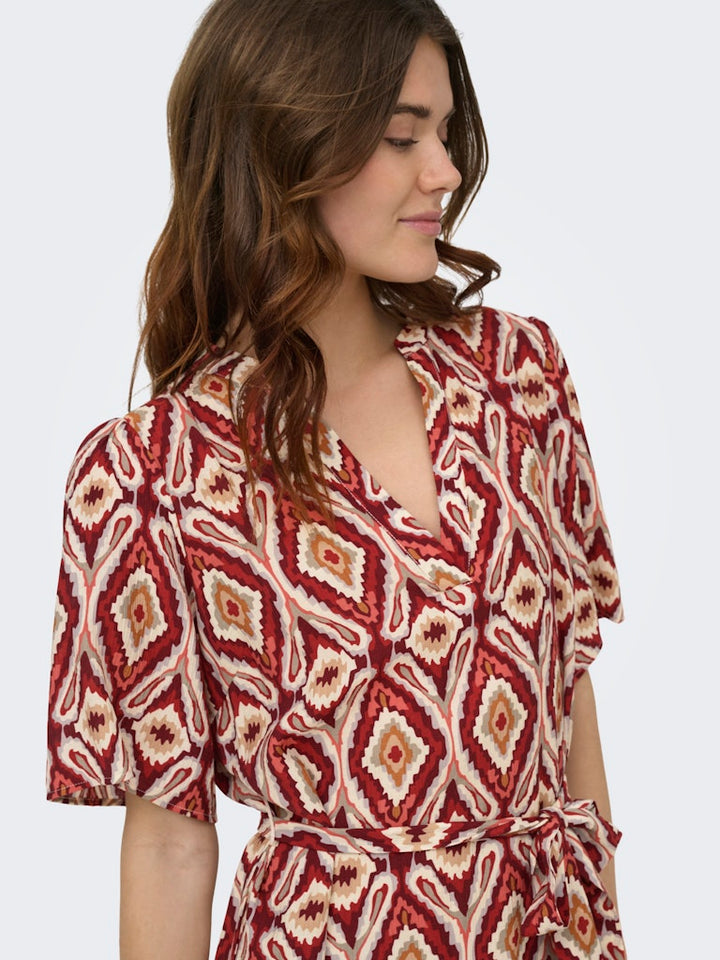 Onlantonia Mikasi S/s Short Dress Wvn - Rood Dessin