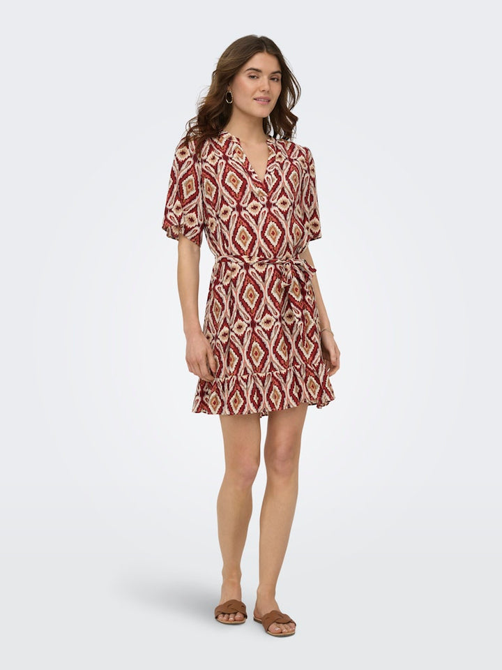 Onlantonia Mikasi S/s Short Dress Wvn - Rood Dessin